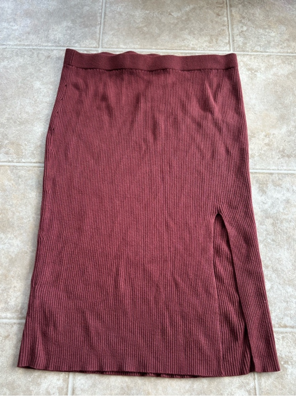 Abercrombie & Fitch Ribbed Pencil Skirt - Wine